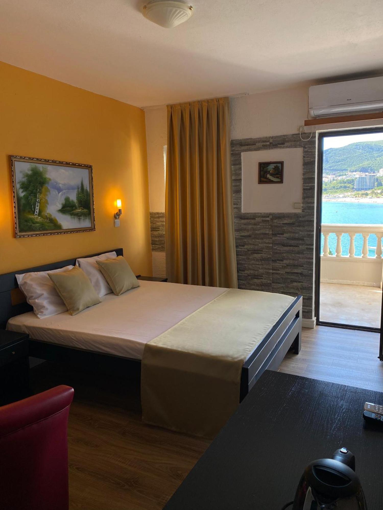 Hotel Kuč Budva Exterior foto