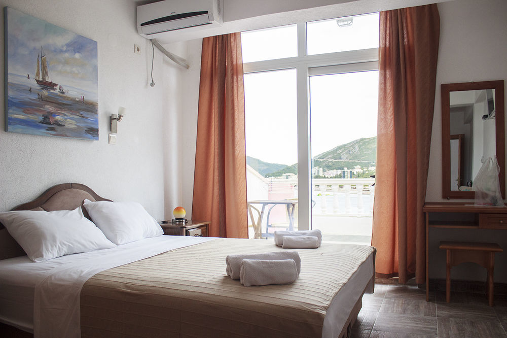 Hotel Kuč Budva Exterior foto